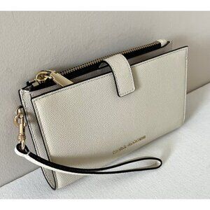 New Marc Jacobs BRB Phone Wallet Wristlet Marshmallow